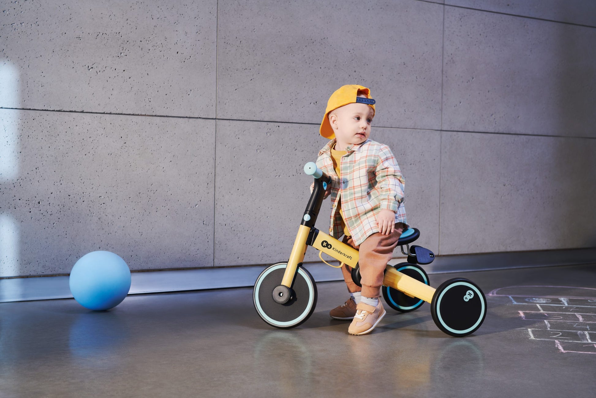 Kinderkraft Tricikl 4TRIKE Silver Grey