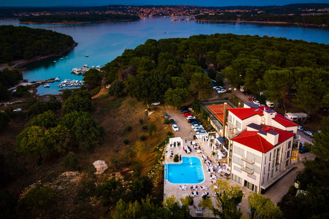 Istra, Premantura, 2 noćenja za 2 osobe na bazi polupansiona i Wellness & SPA - Hotel Premantura Resort****