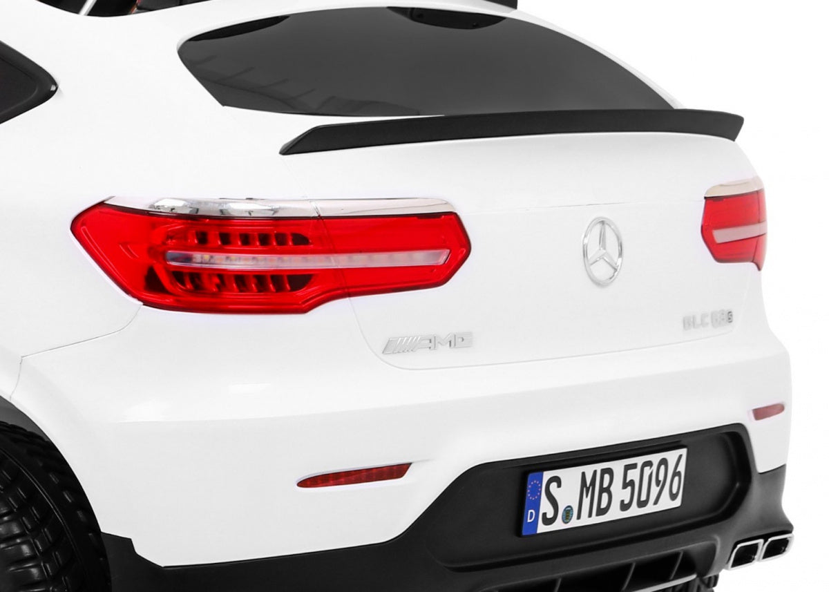 Licencirani auto na akumulator Mercedes GLC 63S - dvosjed - bijeli