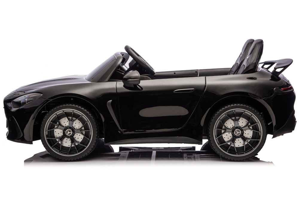 Licencirani auto na akumulator Mercedes GT63 AMG DK-GTQ63 24V - dvosjed - crna