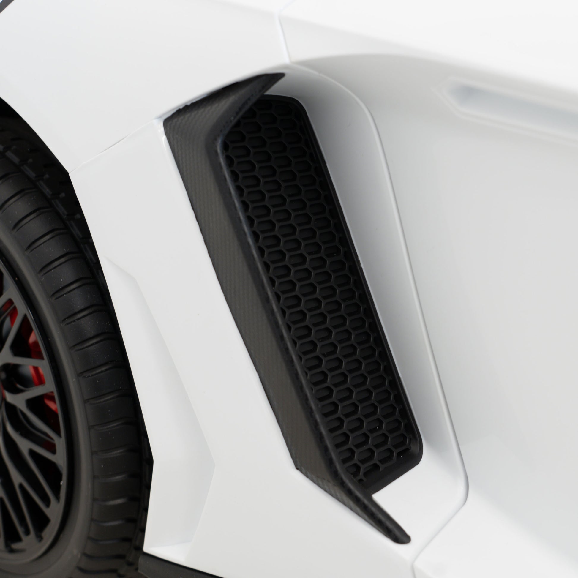 Licencirani auto na akumulator Lamborghini Aventador SV - dvosjed - bijeli