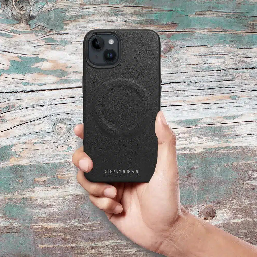 Roar kožna Mag Case maska kompatibilna s MagSafeom – za iPhone 14 Plus crna