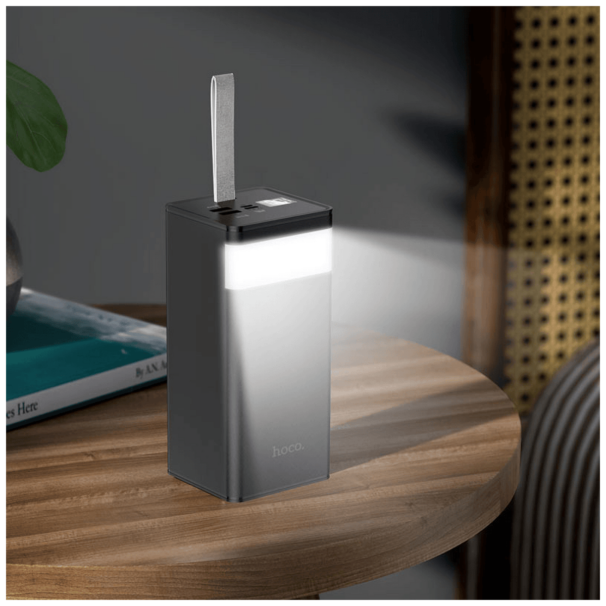 hoco. Punjač prijenosni sa lampom, 50000mAh, brzi QC/PD, 3A - J86A Powermaster