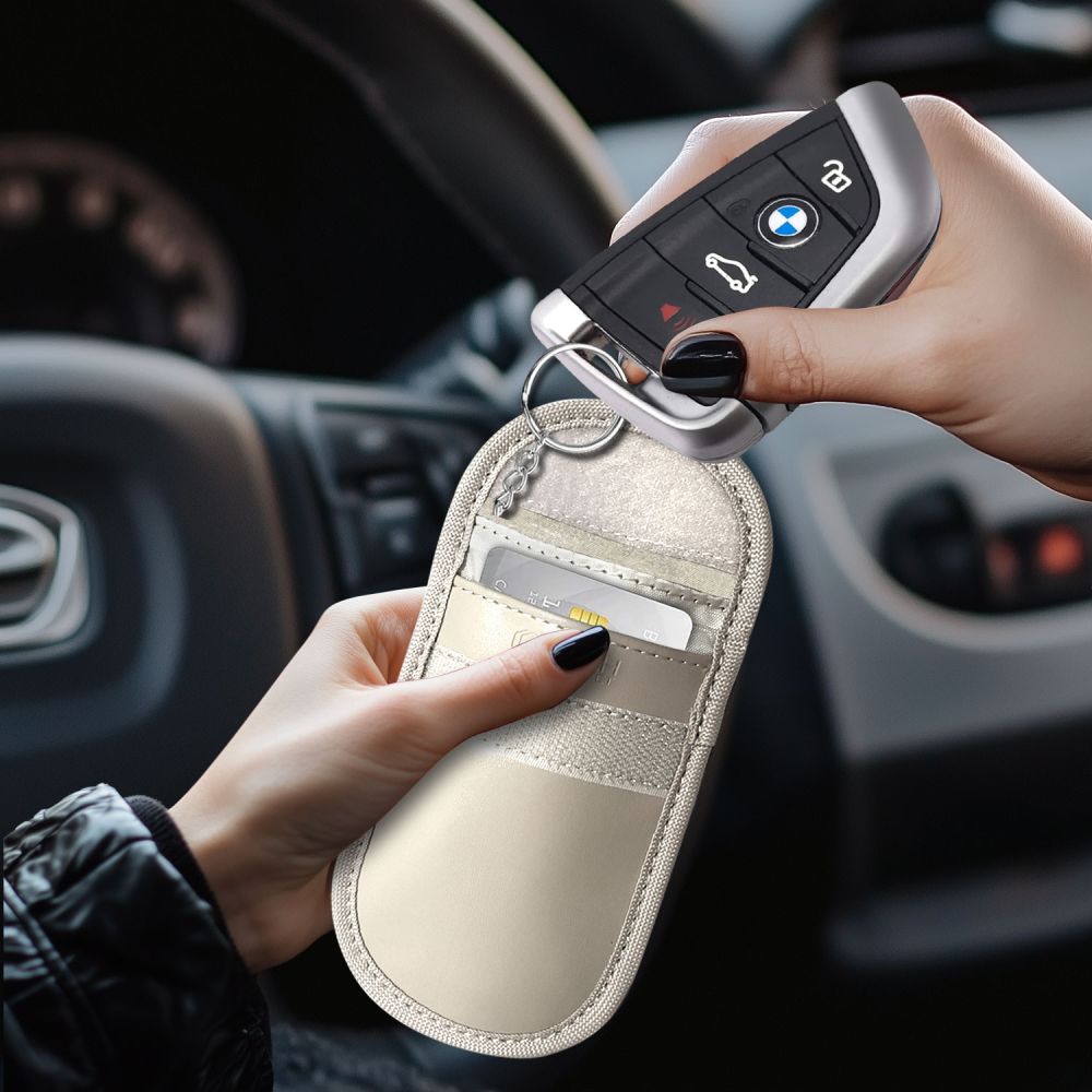 Tech-Protect KLR100 futrola za ključeve od automobila s RFID blokiranjem - bež