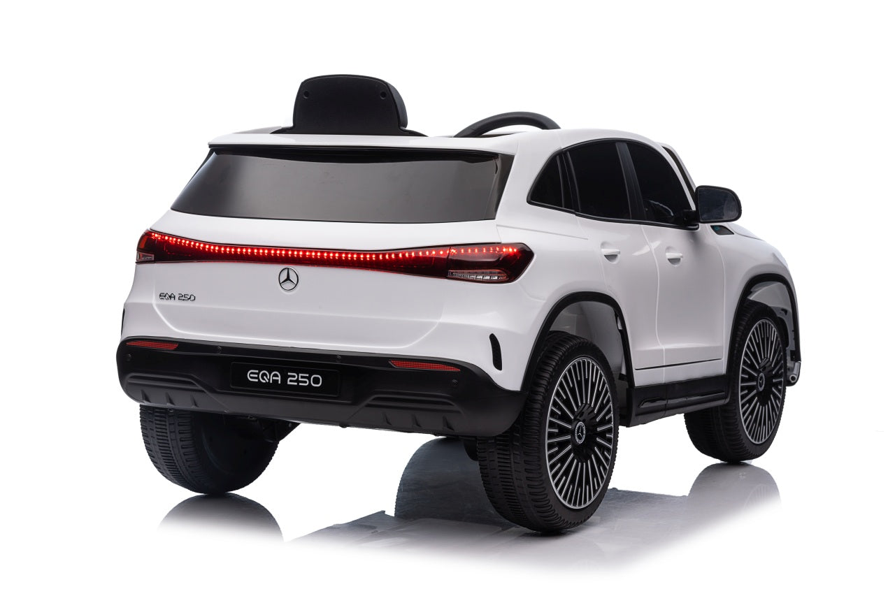 Licencirani auto na akumulator Mercedes Benz EQA 250 4x4 - bijeli