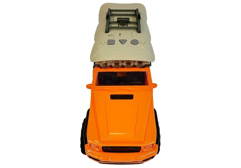 Džip za igru opremljen priborom za kampiranje - narančasti