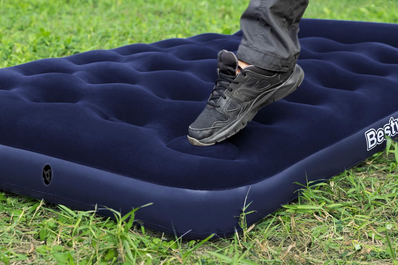 Velvet Mattress With Pump 188/99/28cm BESTWAY