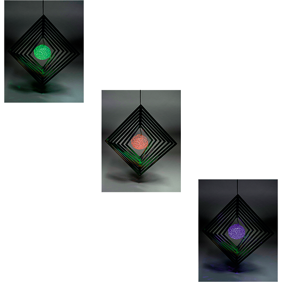 Solarna vrtna LED lampa