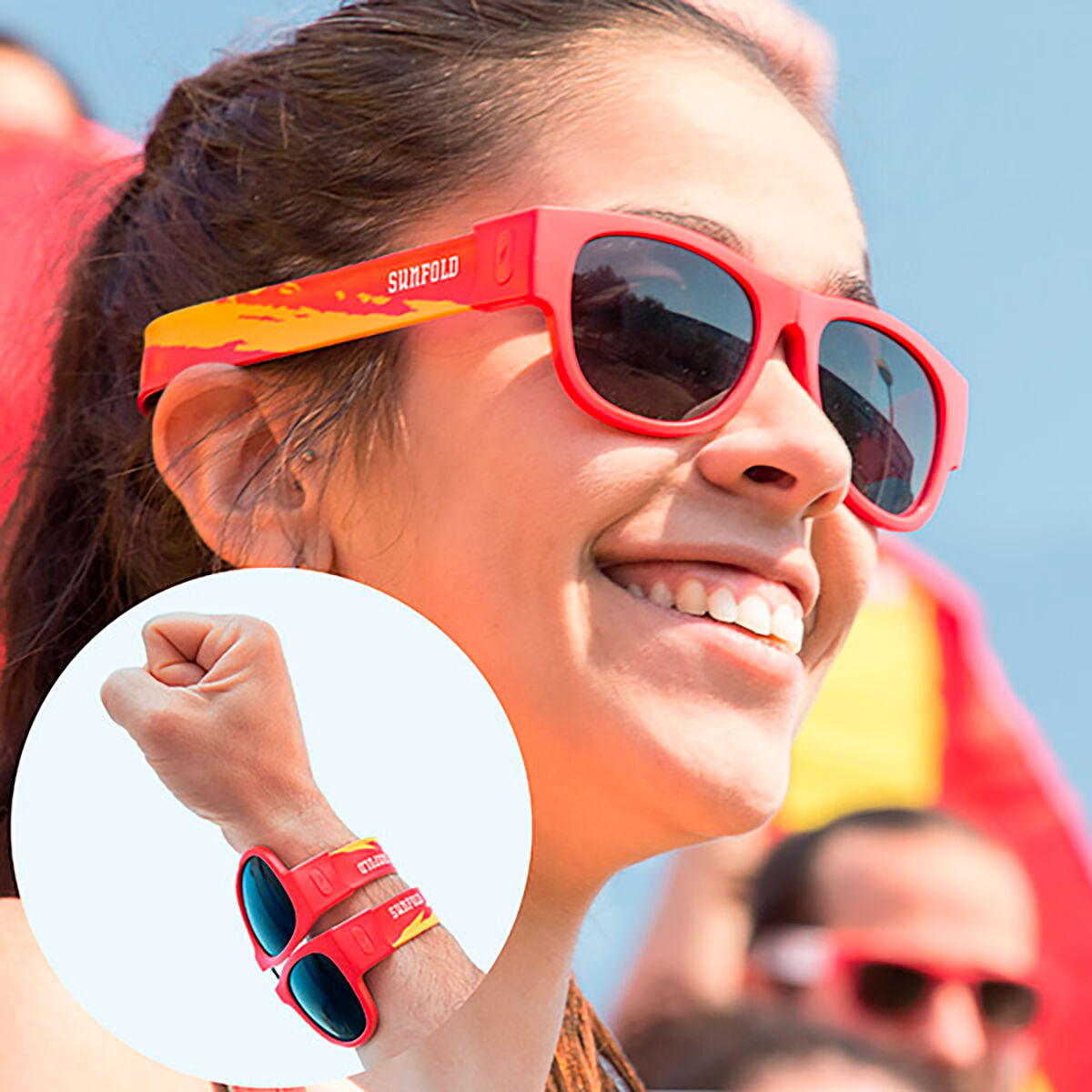 Paket rashladni dozator piva InnovaGoods i 2 sklopive sunčane naočale Sunfold Spain Red