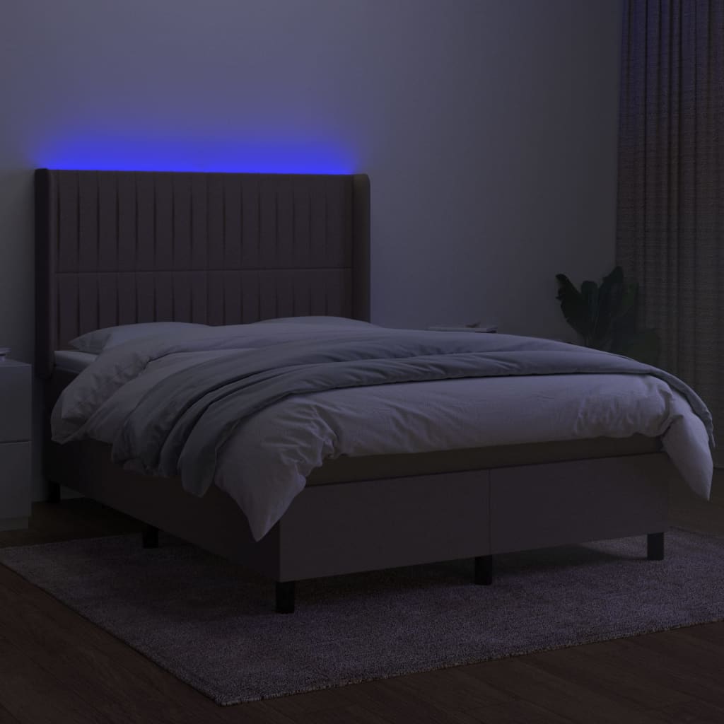 Krevet box spring s madracem LED smeđesivi 140x190 cm tkanina