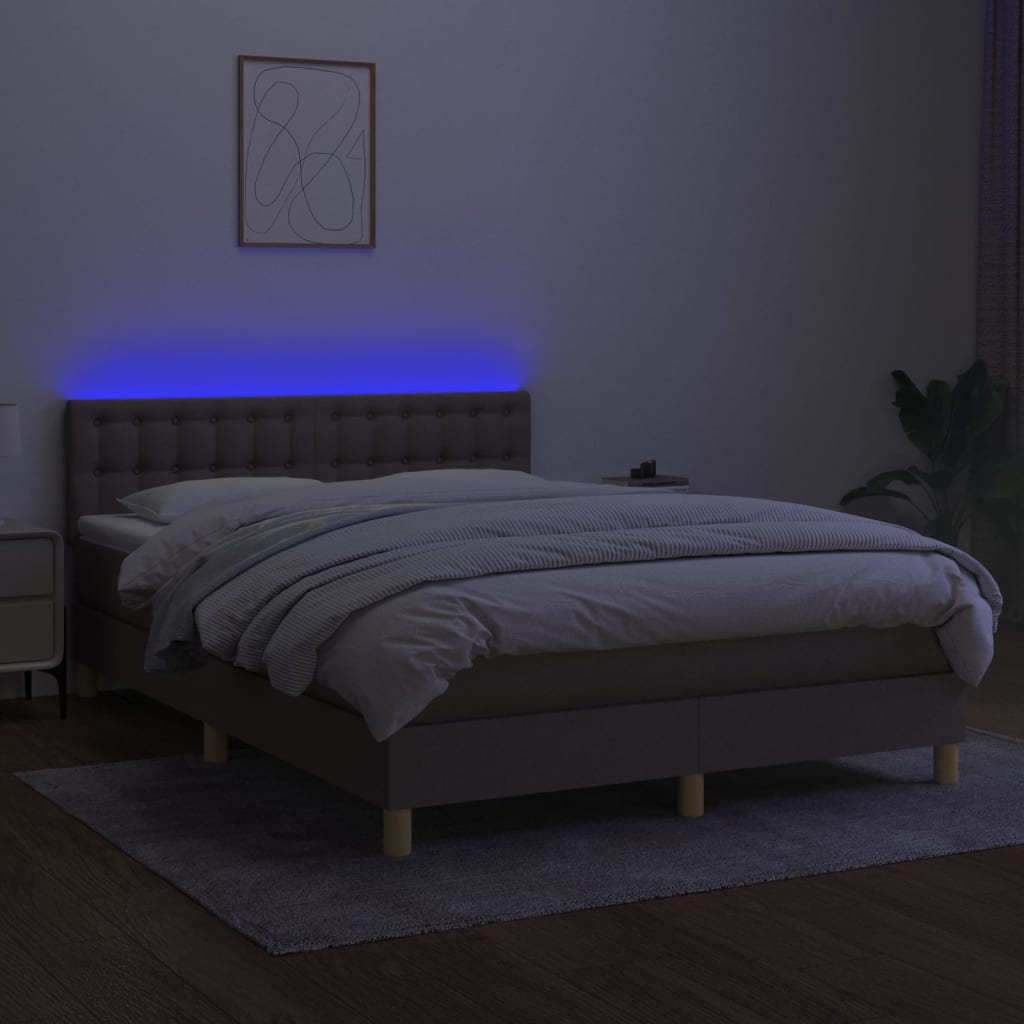 Krevet box spring s madracem LED smeđesivi 140x190 cm tkanina