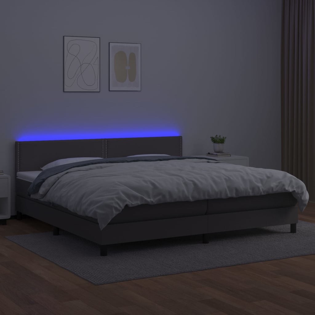 Krevet box spring s madracem LED sivi 200x200cm od umjetne kože