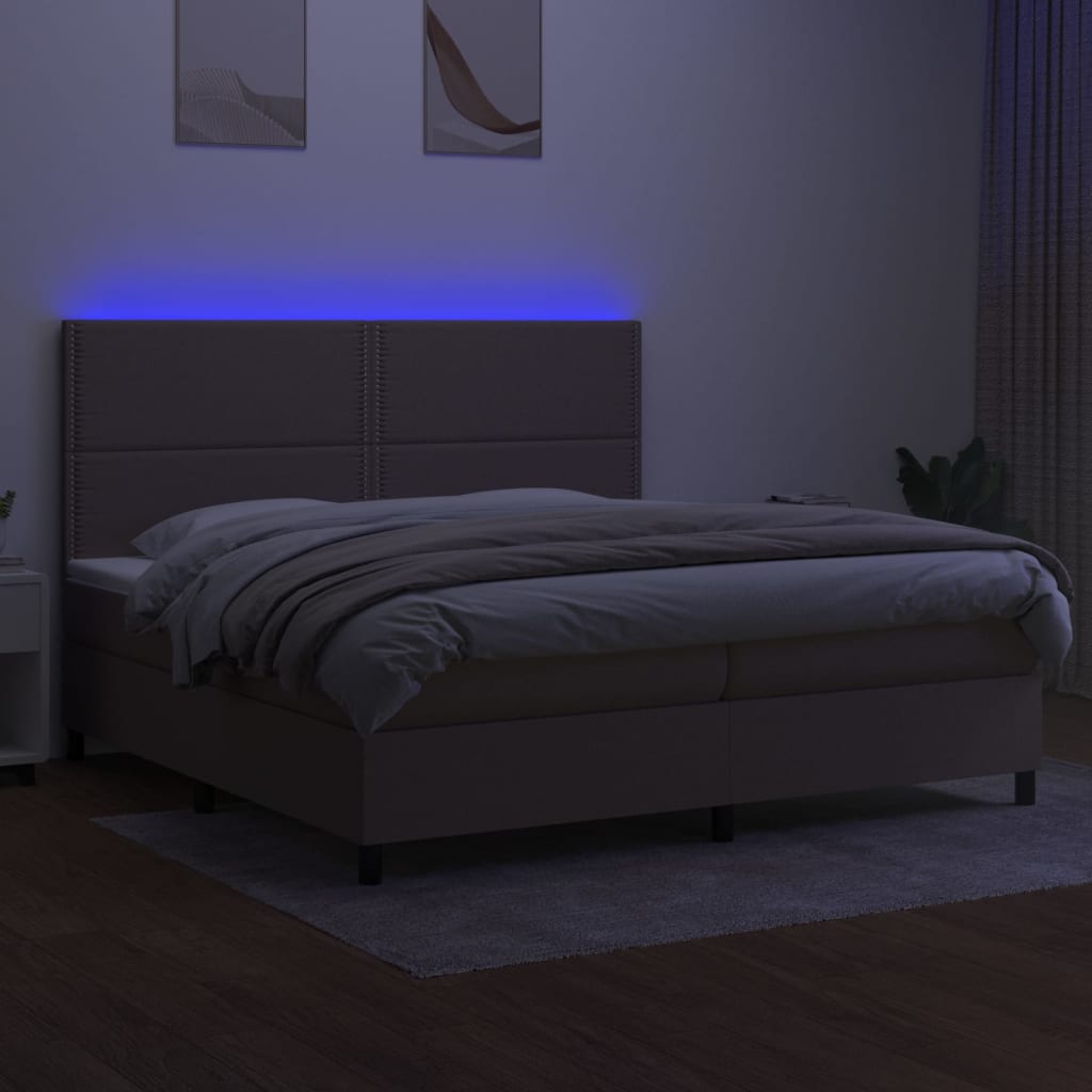 Krevet box spring s madracem LED smeđesivi 200x200 cm tkanina