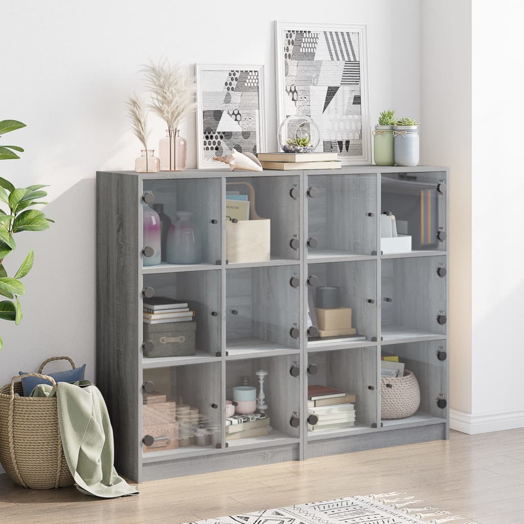 Regal za knjige s vratima siva boja hrasta 136x37x109 cm drveni
