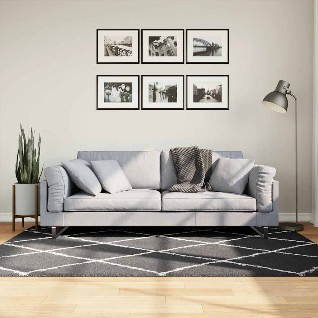 Čupavi tepih PAMPLONA s visokim vlaknima crni-krem 140 x 200 cm