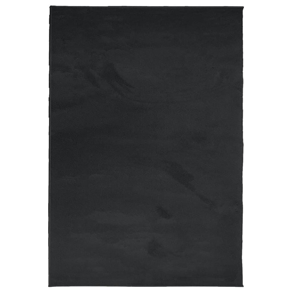 Tepih OVIEDO kratkih vlakana crni 200 x 280 cm