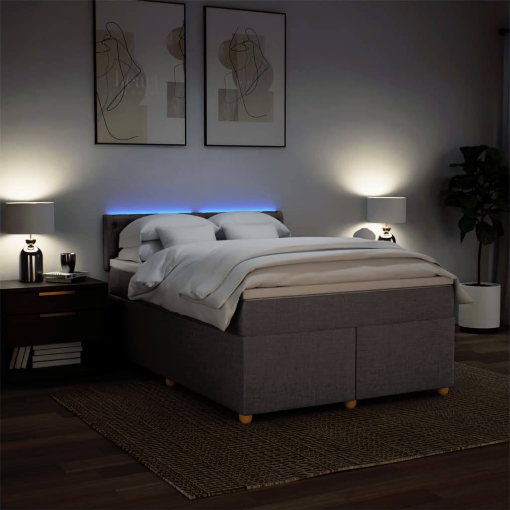 Krevet s oprugama i madracem smeđesivi 140x200 cm tkanina