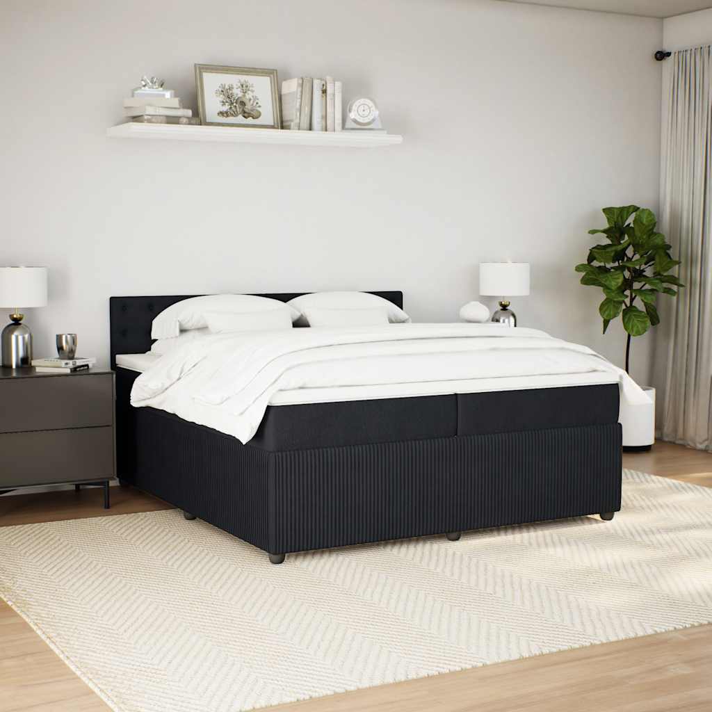 Krevet s oprugama i madracem crni 200x200 cm baršunasti