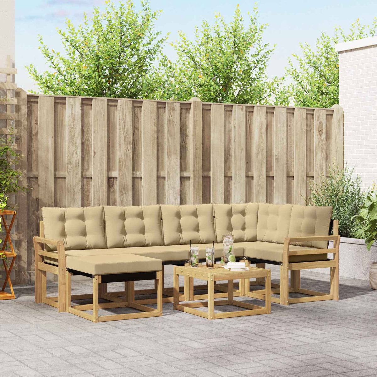 Set vanjskih sofa 7 kom. Bijela i bež
