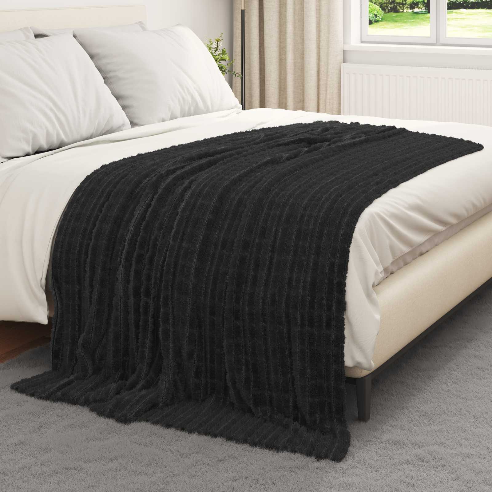 Pokrivač Crna 200 x 150 cm Runo