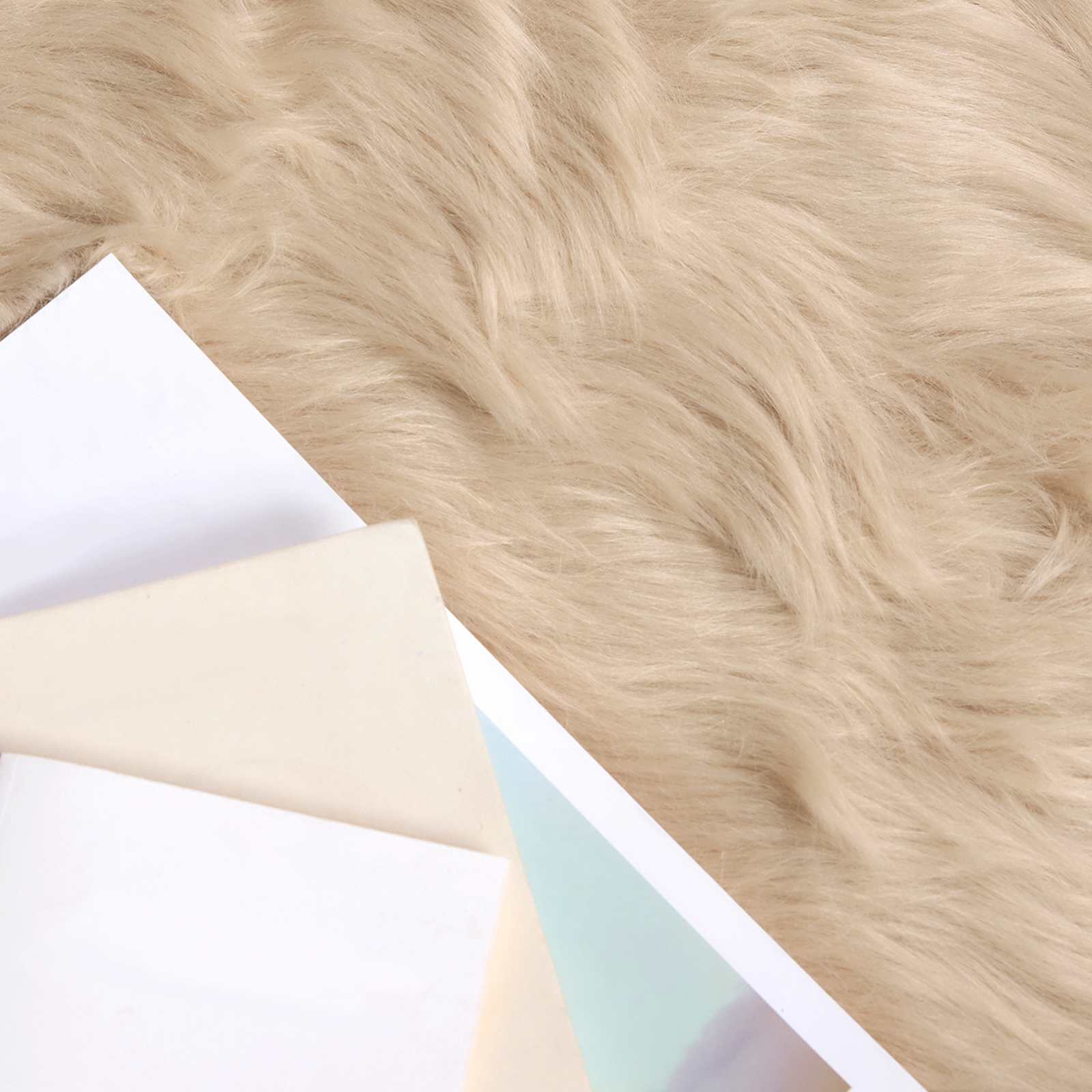 Tepih od umjetne ovčje kože TAFALLA Bež 60 x 90 cm Poliester