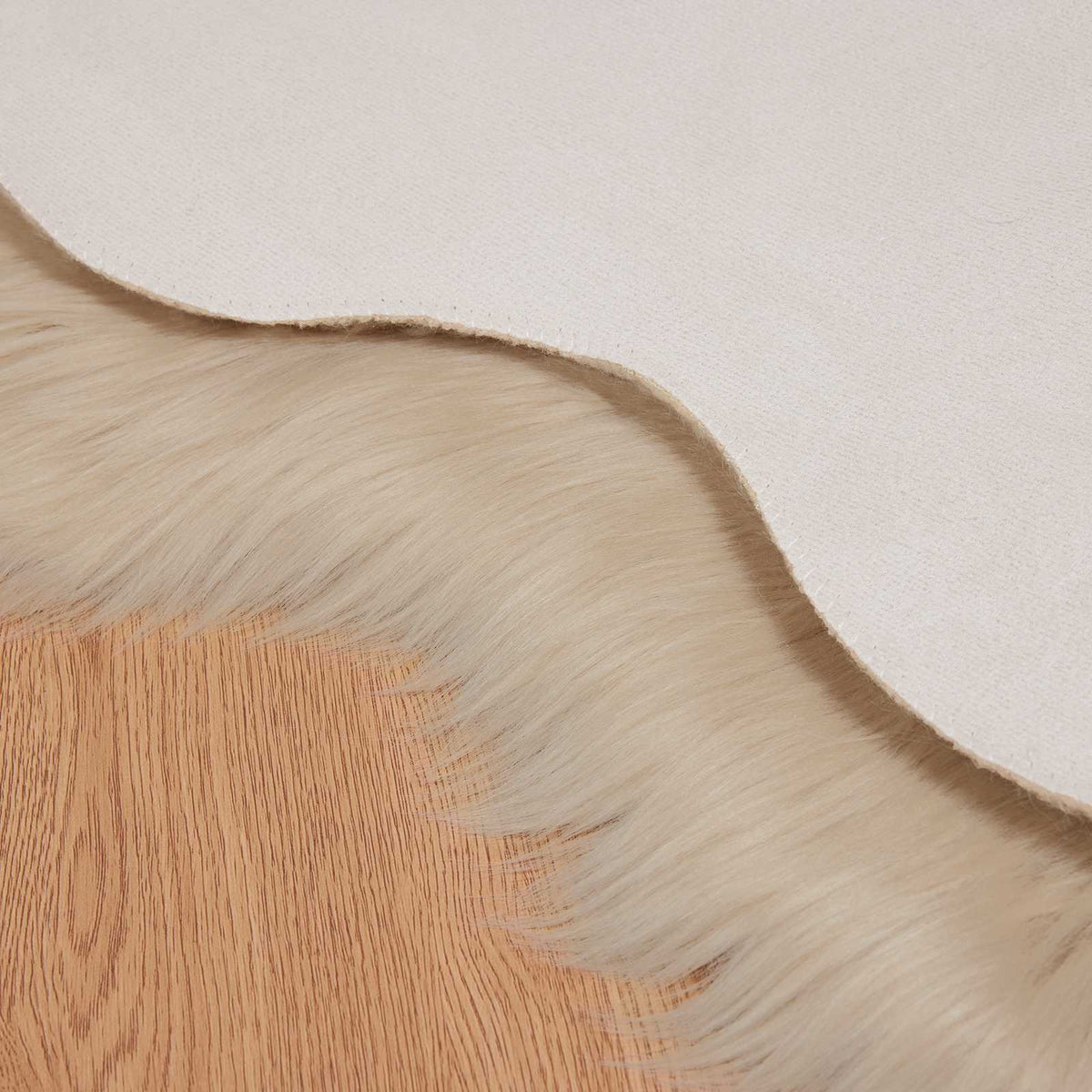Tepih od umjetne ovčje kože TAFALLA Bež 80 x 120 cm Poliester