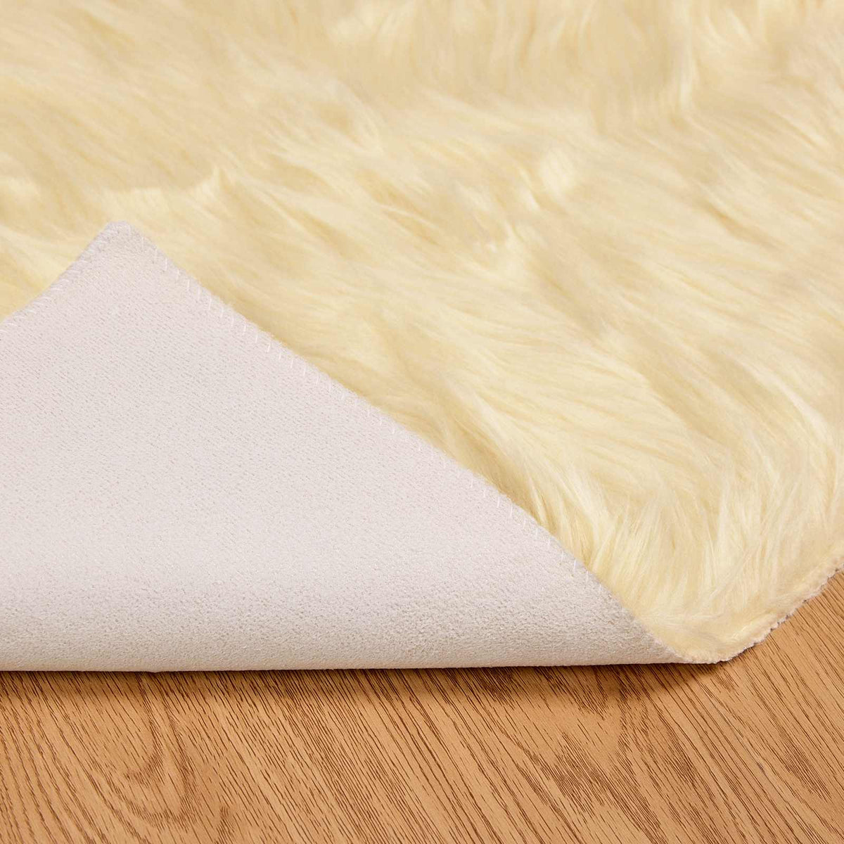 Tepih od umjetne ovčje kože TAFALLA Krem Ø 80 cm Poliester