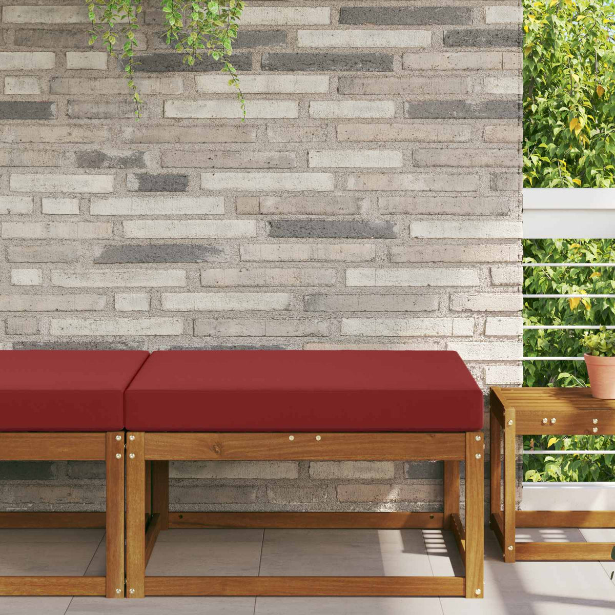 Jastuk za vanjsku sofU boja crnog vina 80 x 80 x 8 cm Poliester
