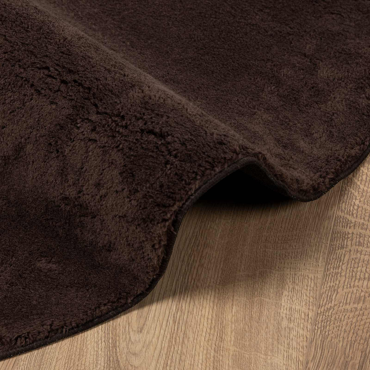 Srednje pahuljasti, mekana i periva prostirka HUARTE Smeđa Ø 80 CM