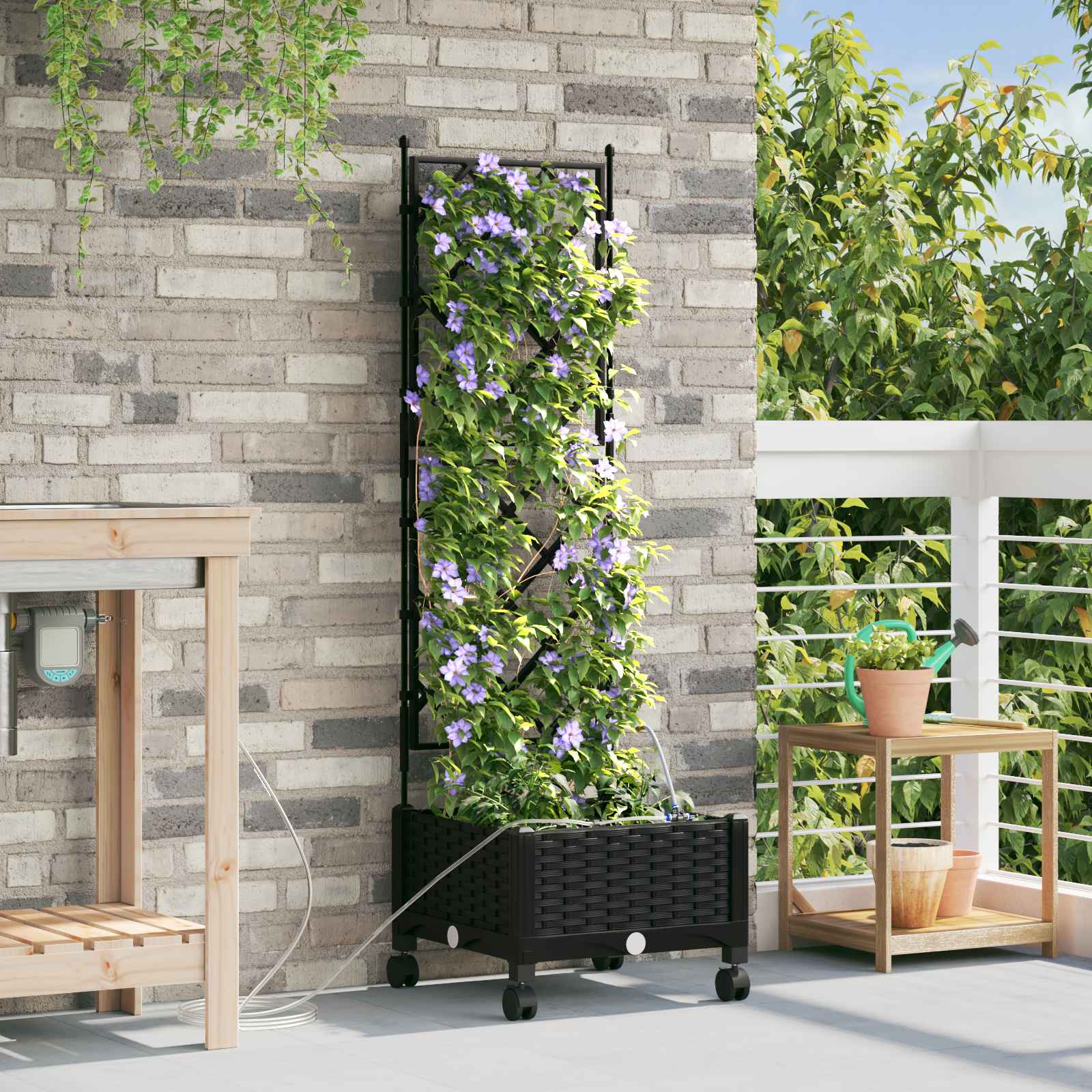 Vrtni planter s navodnjavanjem i kotačima Crna 40 x 40 x 132 cm
