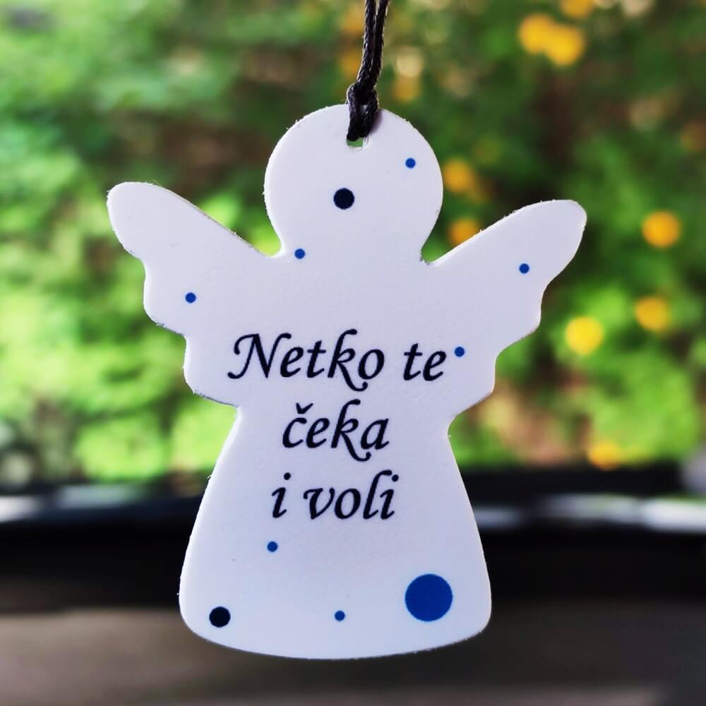 Privjesak za auto - ANĐEO  Vozi polako Š1233