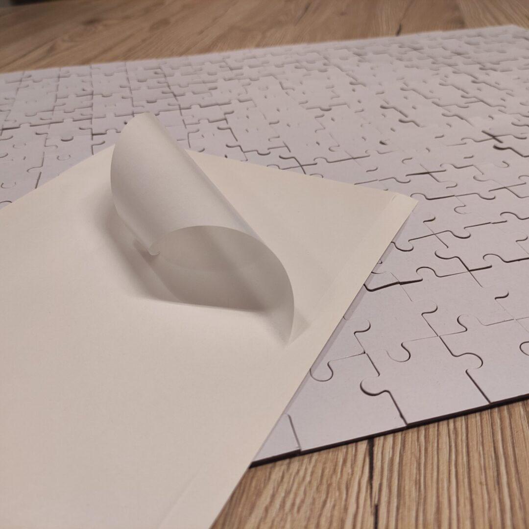 Set za viseće slagalice, 500-3000 komada 1500 (dimenzije slagalice cca. 59,2 x 84,3 cm )