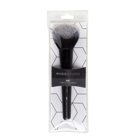 MAGIC STUDIO FLAWLESS FACE BRUSH