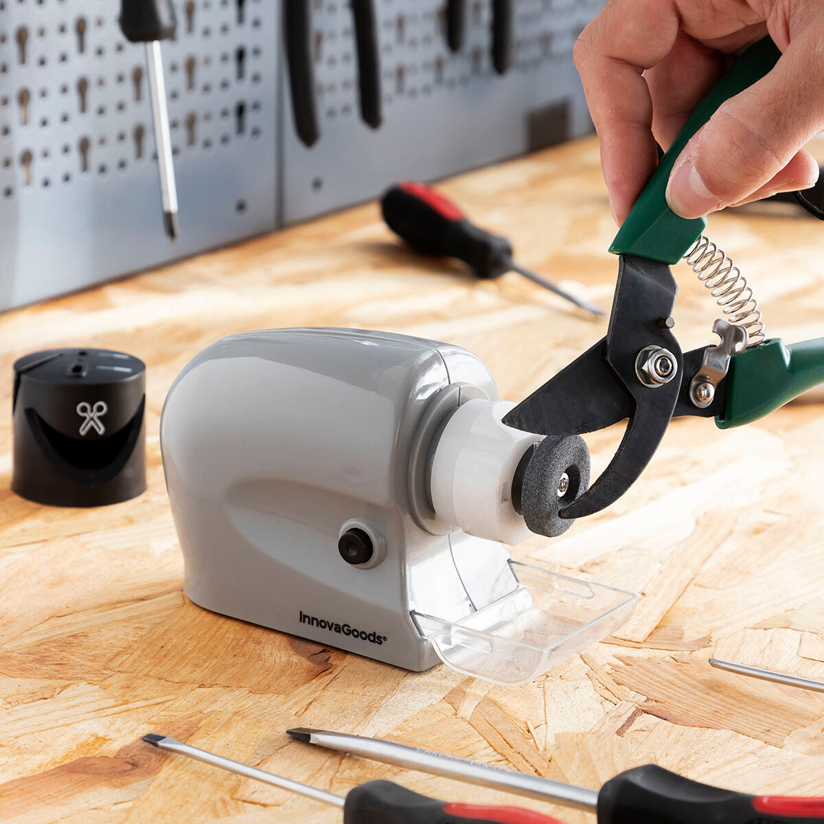Višenamjenska električna oštrilica 6 u 1 Esharp InnovaGoods