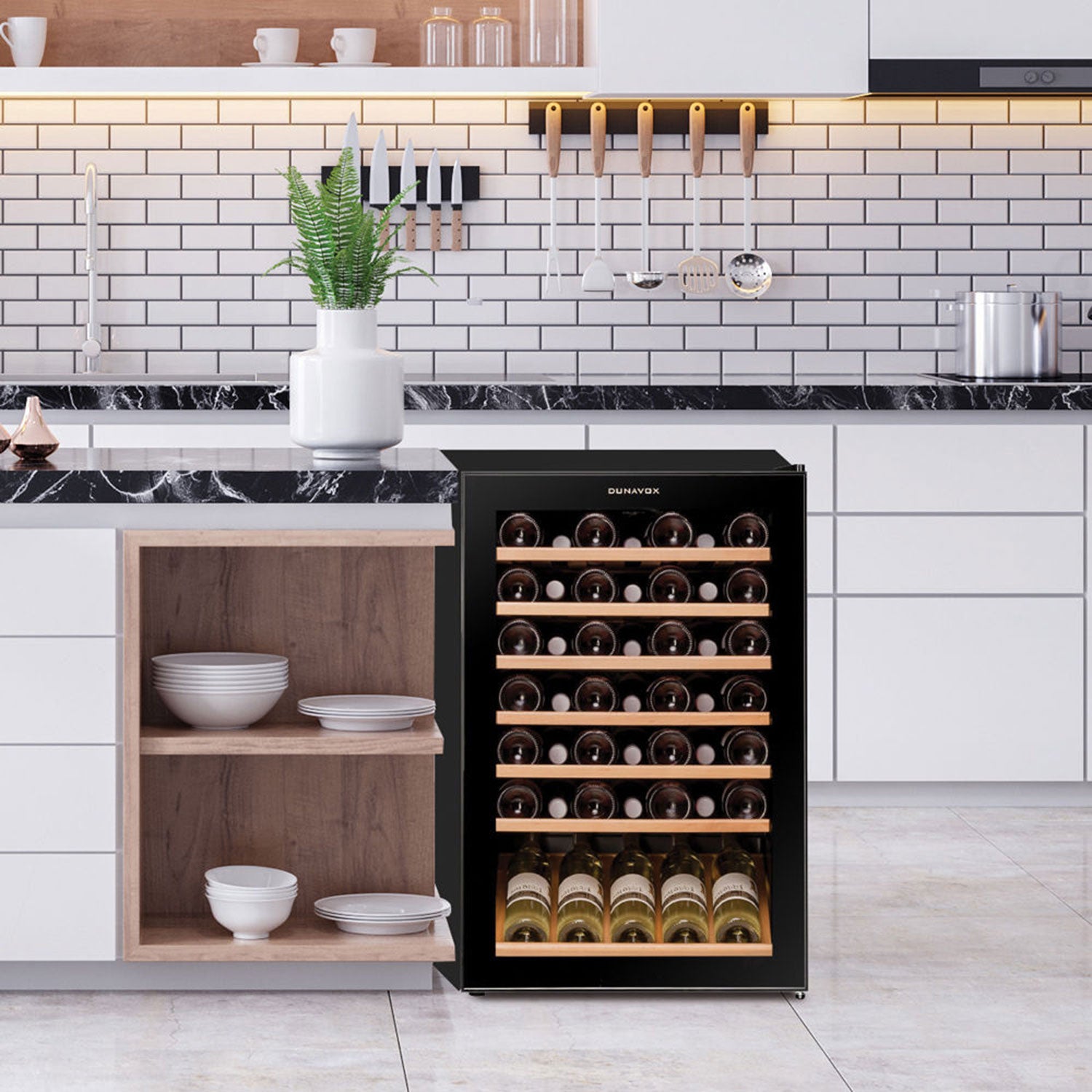 Hladnjak za vino Dunavox DXFH-48.130
