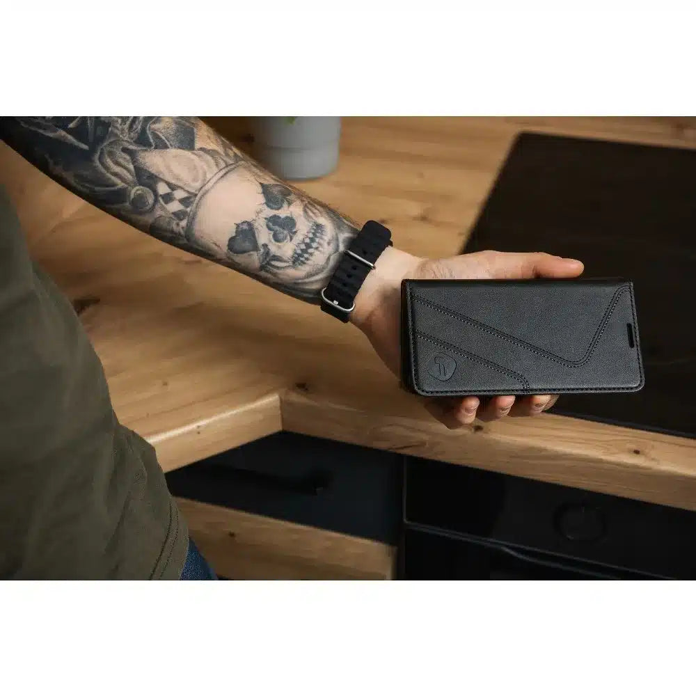 FORCELL F-PROTECT RFID Blocker preklopna futrola za iPhone 14 Pro crna