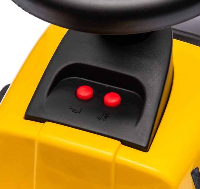 Guralica CAT traktor s prikolicom