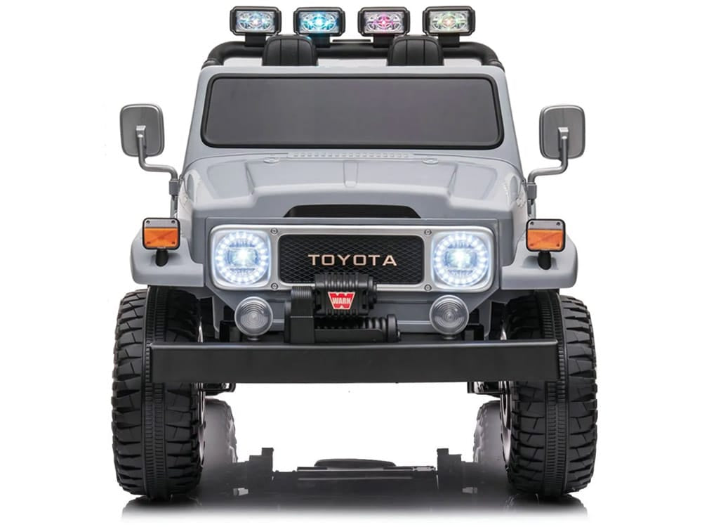 Toyota Land Cruiser dvosjed AKU – crna