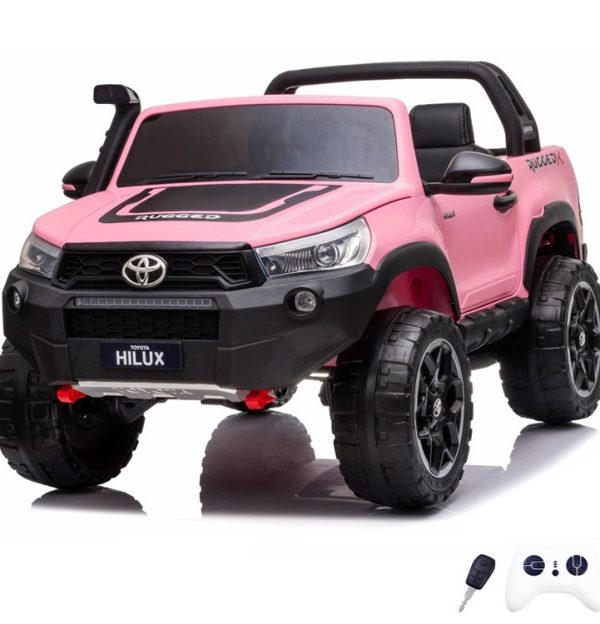 Automobil AKU BRD – bijeli