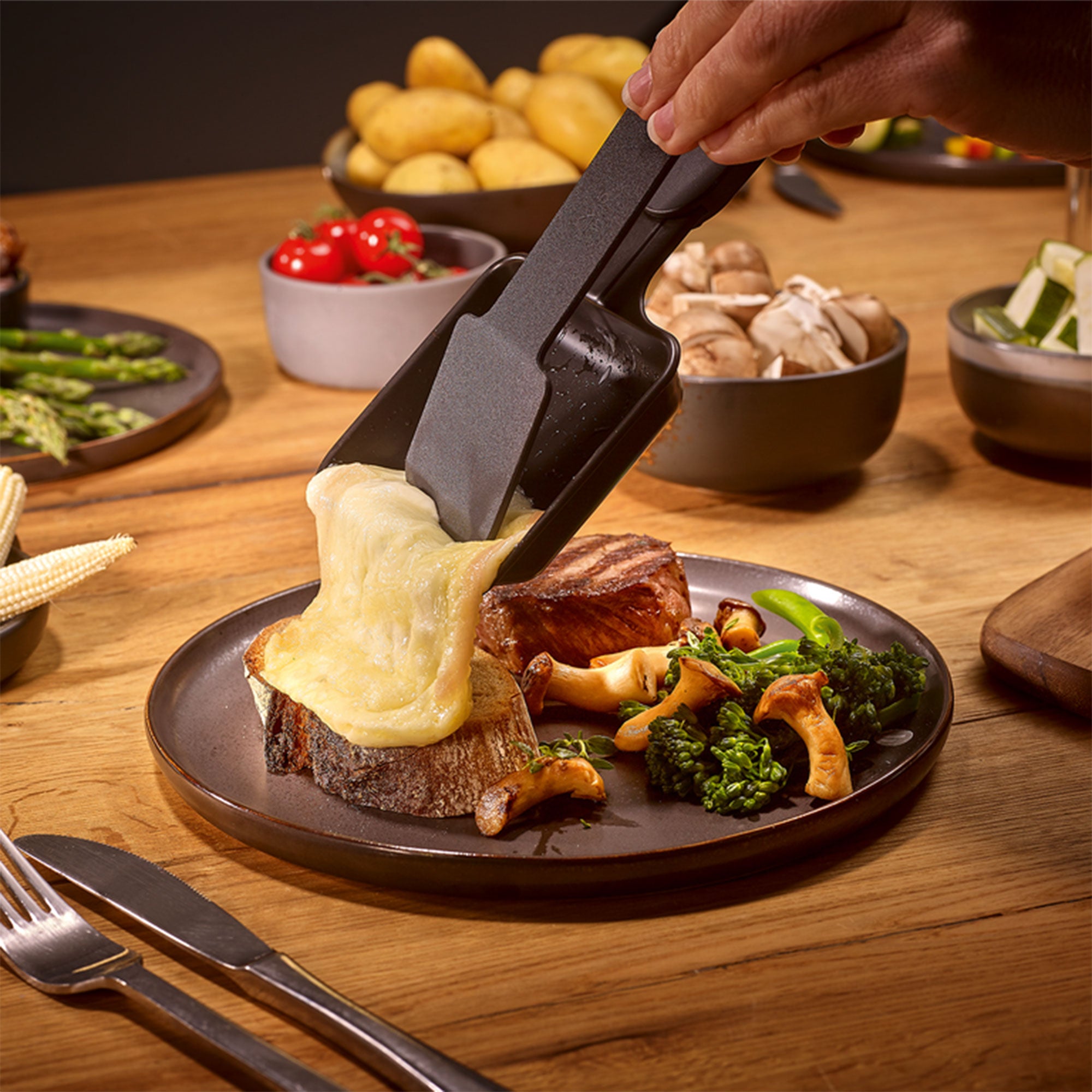 Severin Raclette Party Grill s 8 mini tava, RG 2365