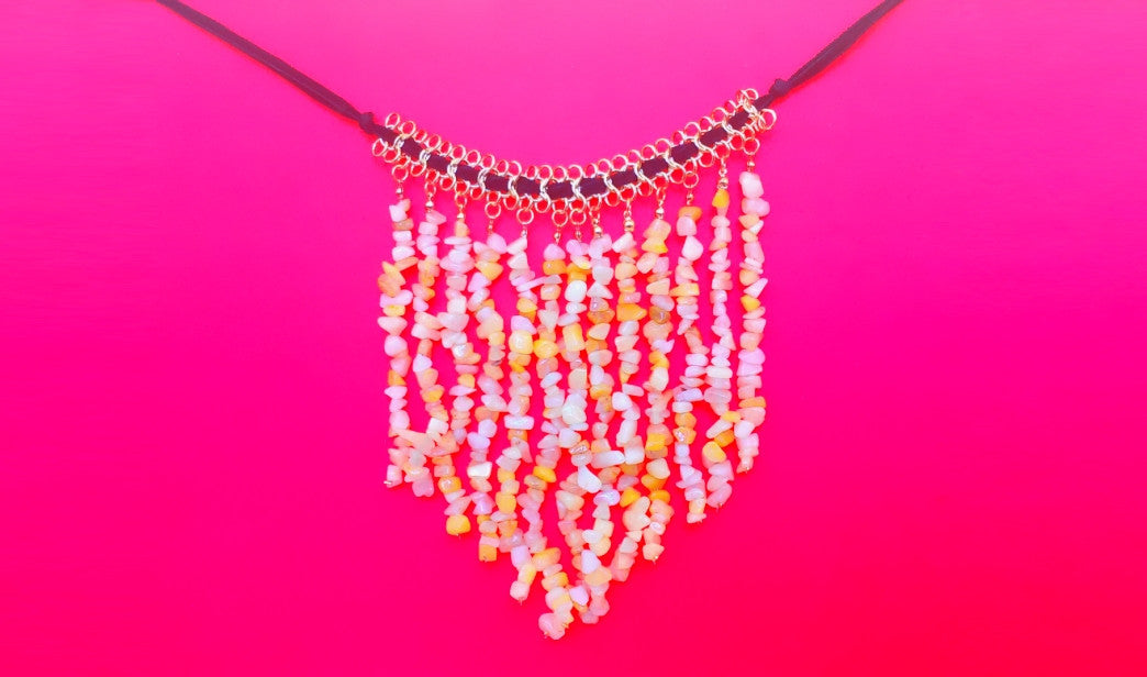 Ogrlica s kamenčićima