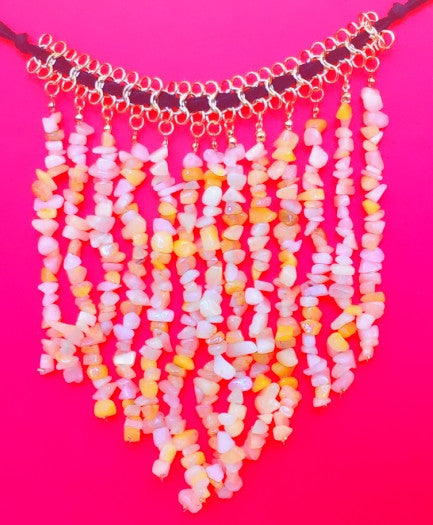 Ogrlica s kamenčićima