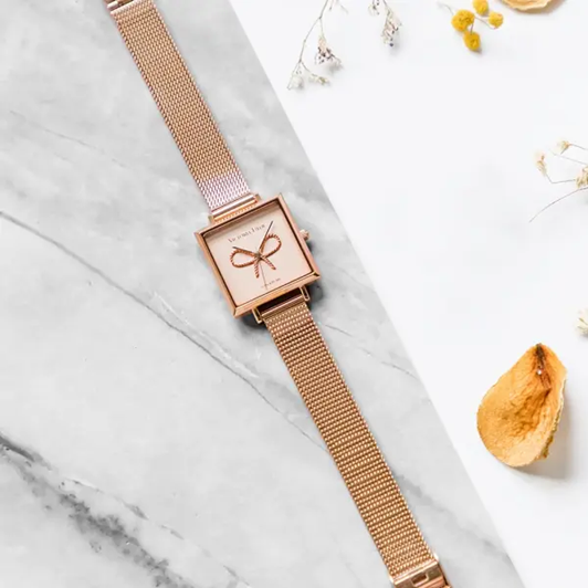 Ženski sat Victoria Hyde (418 kn)